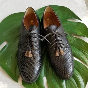 Ariat Jamie Lace Up Oxford w/ Horse Hair Tassel 10